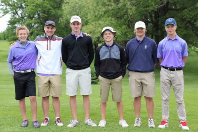 Teen golfers