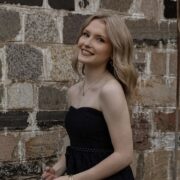 Photo of Elise Plocher