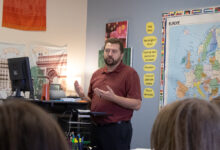 Mock Trial Coach Jason Swanson talks to students who are interested in joining Mock Trial in the second of two BASE meetings on October 7.